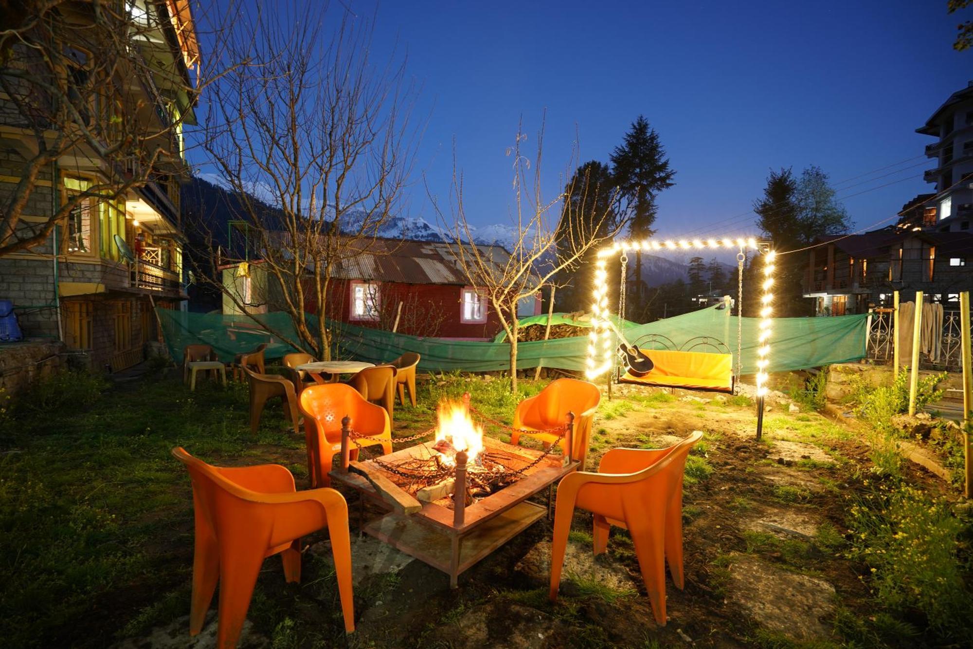 Woods Villa Cottages Manali - 1,2,3,4 Cottages & Villas Available In Manali With Scenic Mountain View Buitenkant foto